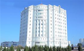 بناء مساكن لموظفي الجمارك في تركمانستان.